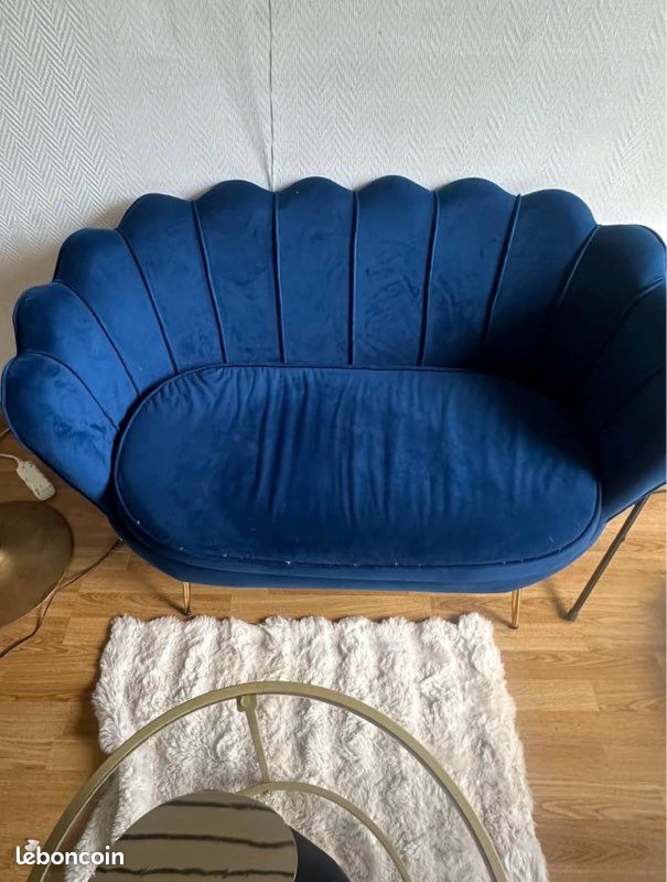 Canapé bleu (image 1)