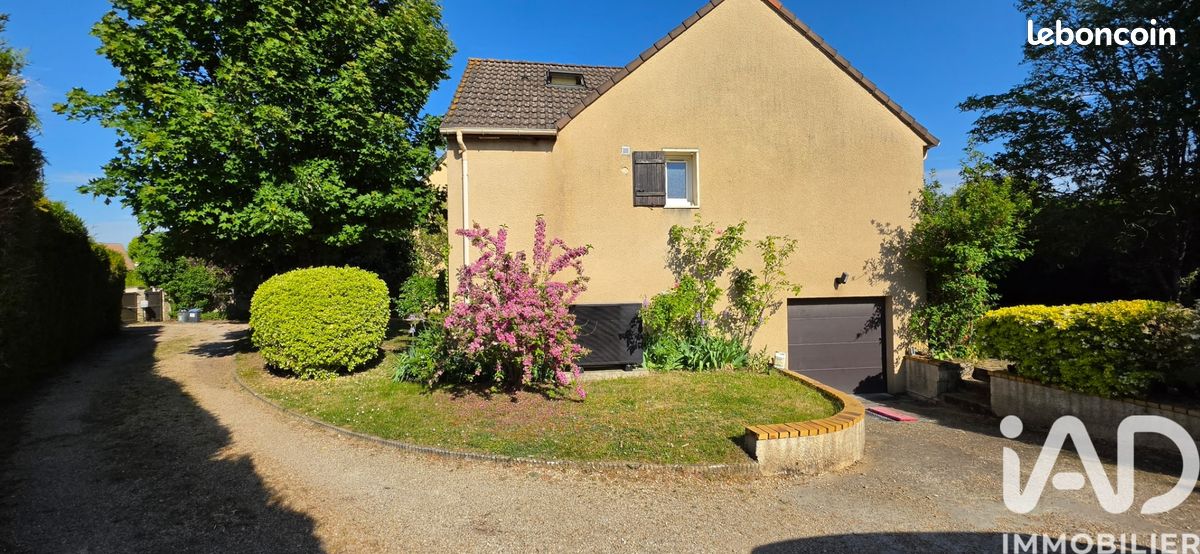 Maison 6 pièces 105 m² · à Épône · 105 m² · 422 000 €