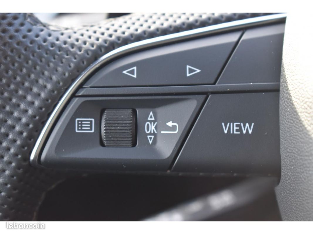AUDI Q5 50 TFSIe 299 S tronic 7 Quattro S line (image 22)