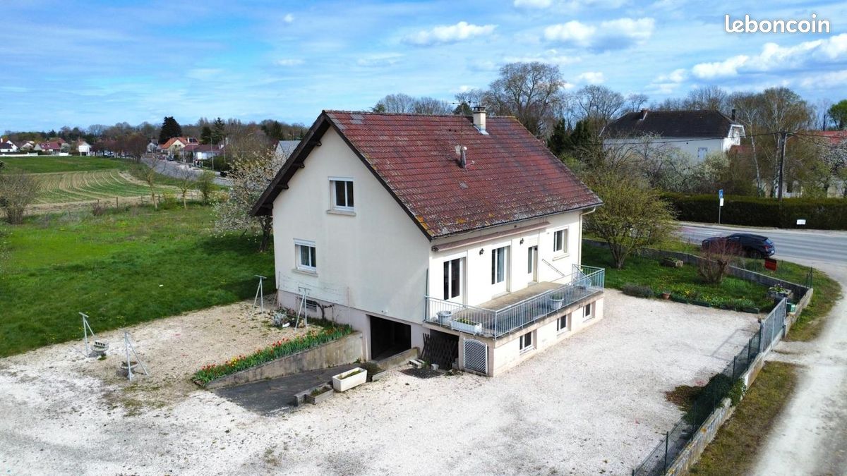 Maison 6 pièces 131 m² · à Couternon · 131 m² · 295 000 €