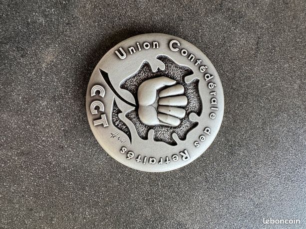 Médaille Commémorative En Bronze – 100ème Anniversaire De La CGT – Pièce De Collection
