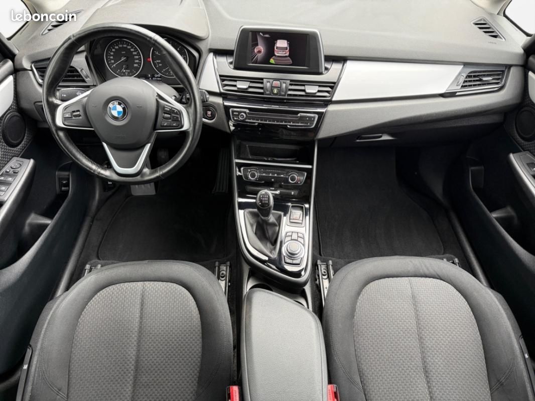 BMW Serie 2 Active Tourer 216d 116 ch Lounge (image 12)