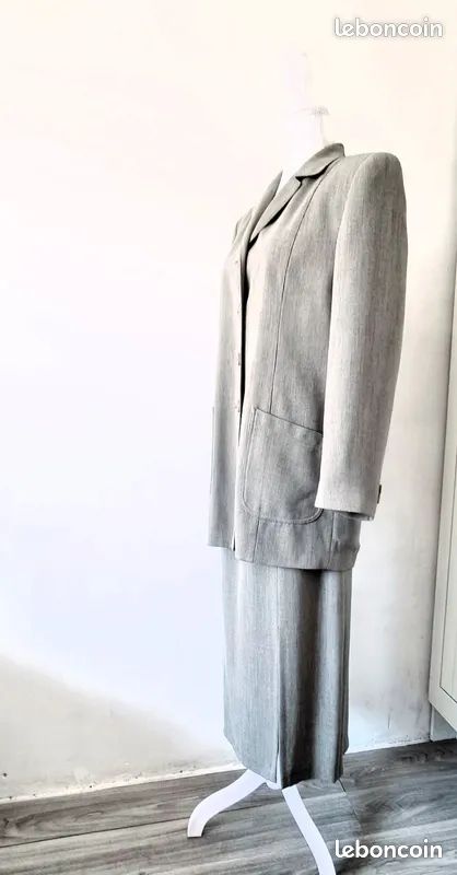 Manteau En Soie Noir LilySilk Taille Xs Nwt Manteau En Soie Noir LilySilk Taille Xs Nwt