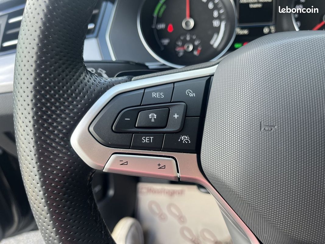 Volkswagen PASSAT SW TSI 218 CH HYBRIDE RECHARGEABLE GTE BUSINESS (image 19)