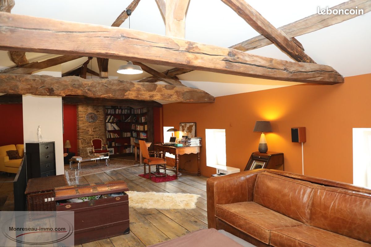 Maison 5 pièces 163 m² · à Crêches-sur-Saône · 163 m² · 355 000 €