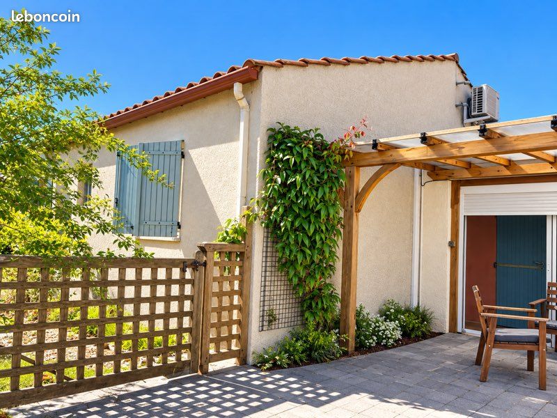 Maison 5 pièces 100 m² · à Saint-Gély-du-Fesc · 100 m² · 1 700 €/mois