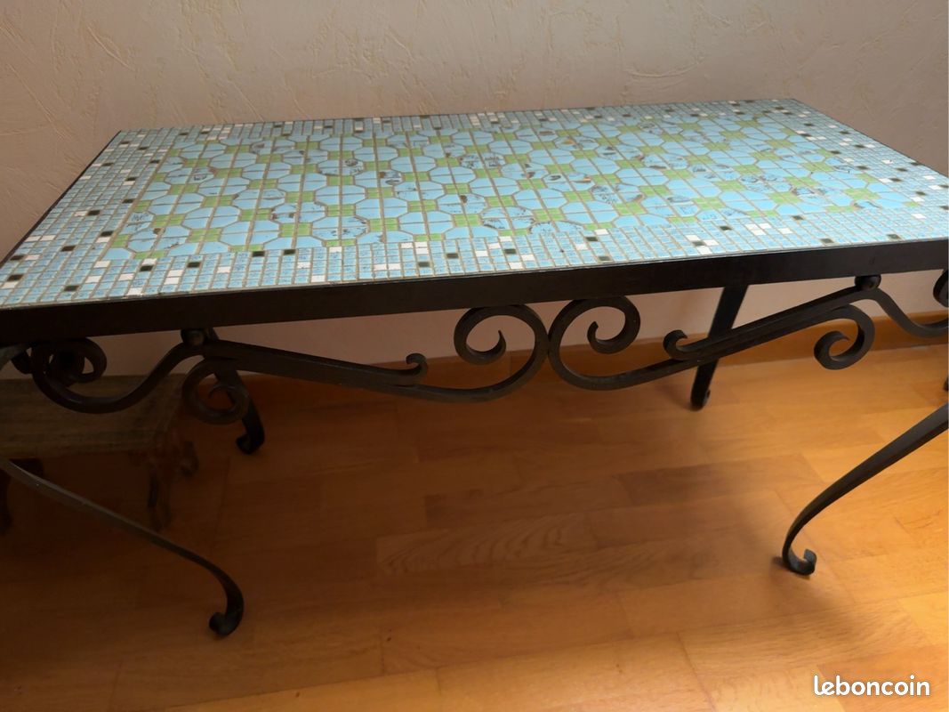 Table basse artisanale unique (image 1)