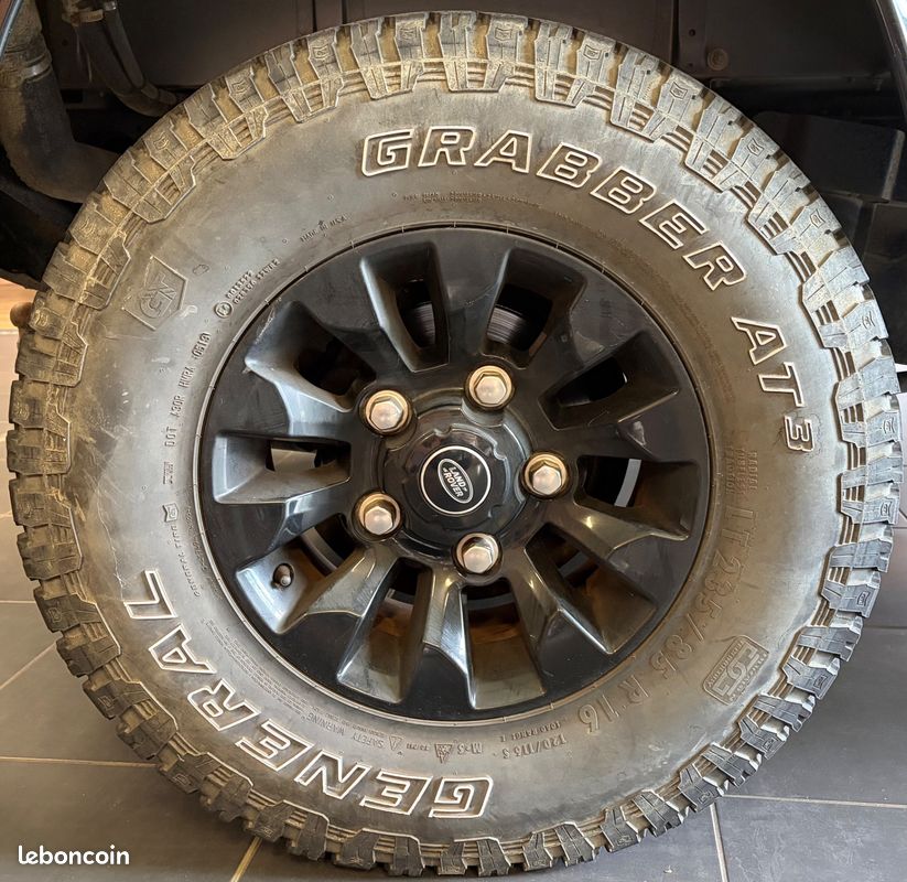 Land rover defender societe 90 2.2 120 4wd (image 27)