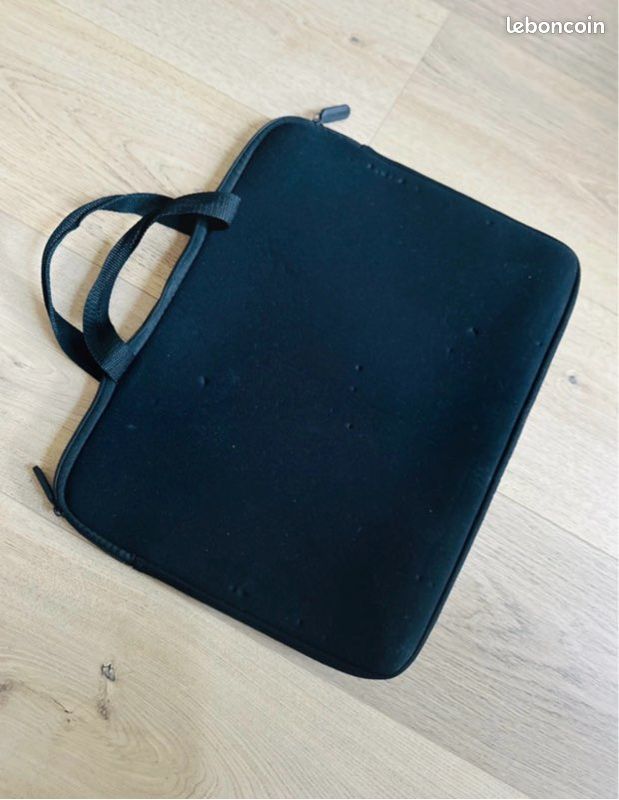 Housse pc portable 29*39 cm noir (image 2)