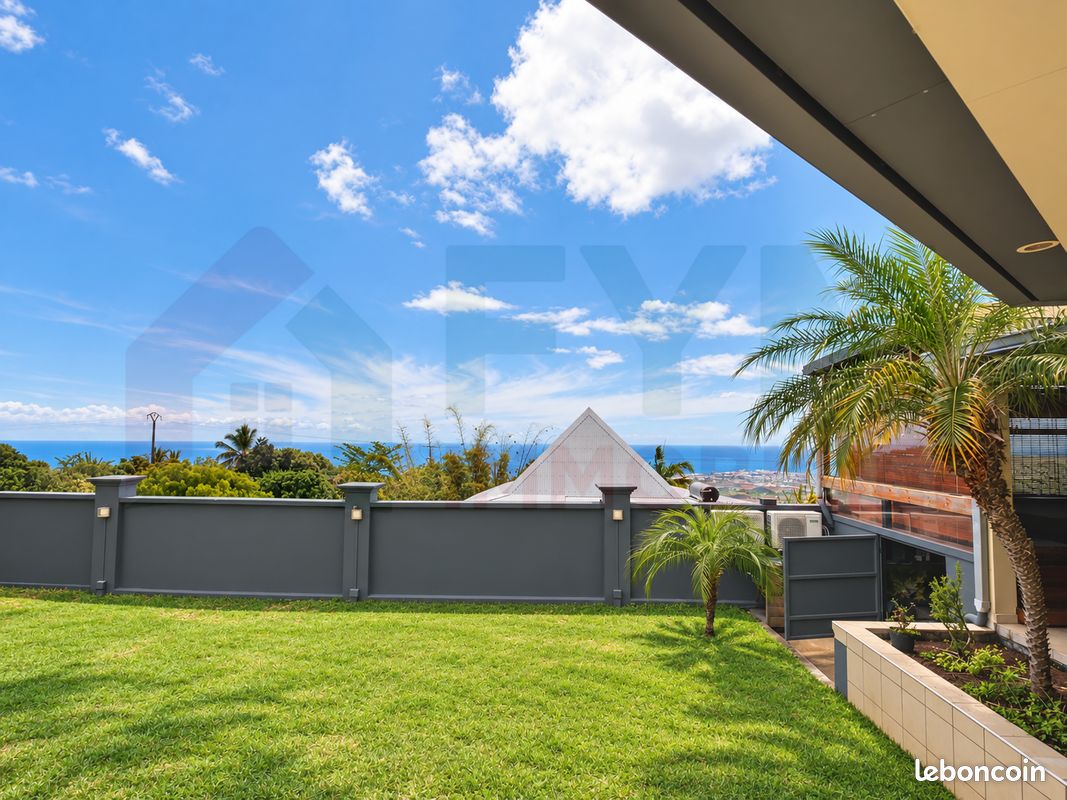 Maison 5 pièces 147 m² · à Saint-Paul · 147 m² · 2 350 €/mois