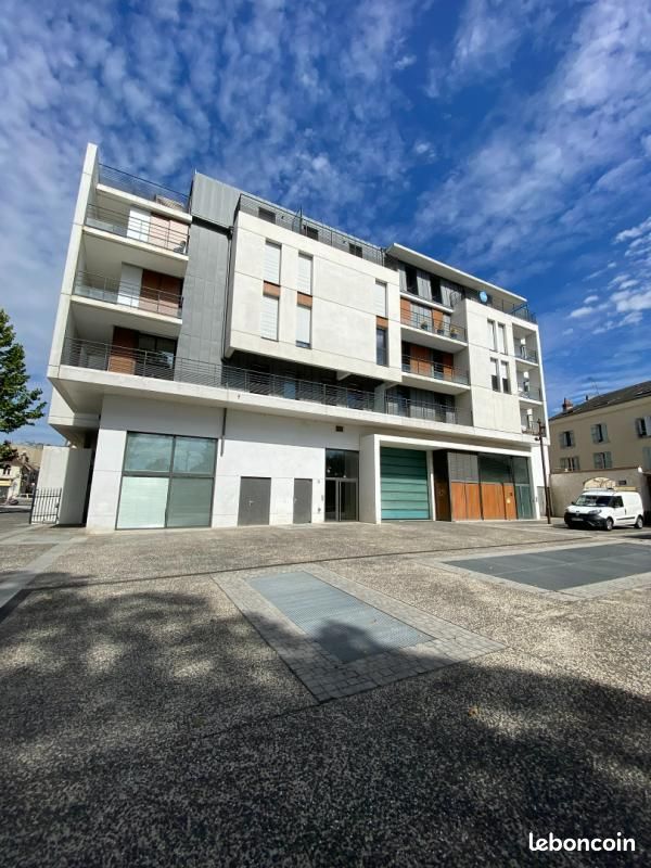 Appartement 4 pièces 76 m² · à Mantes-la-Jolie · 76 m² · 1 215 €
