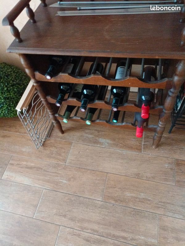 Meuble à bouteilles (image 1)