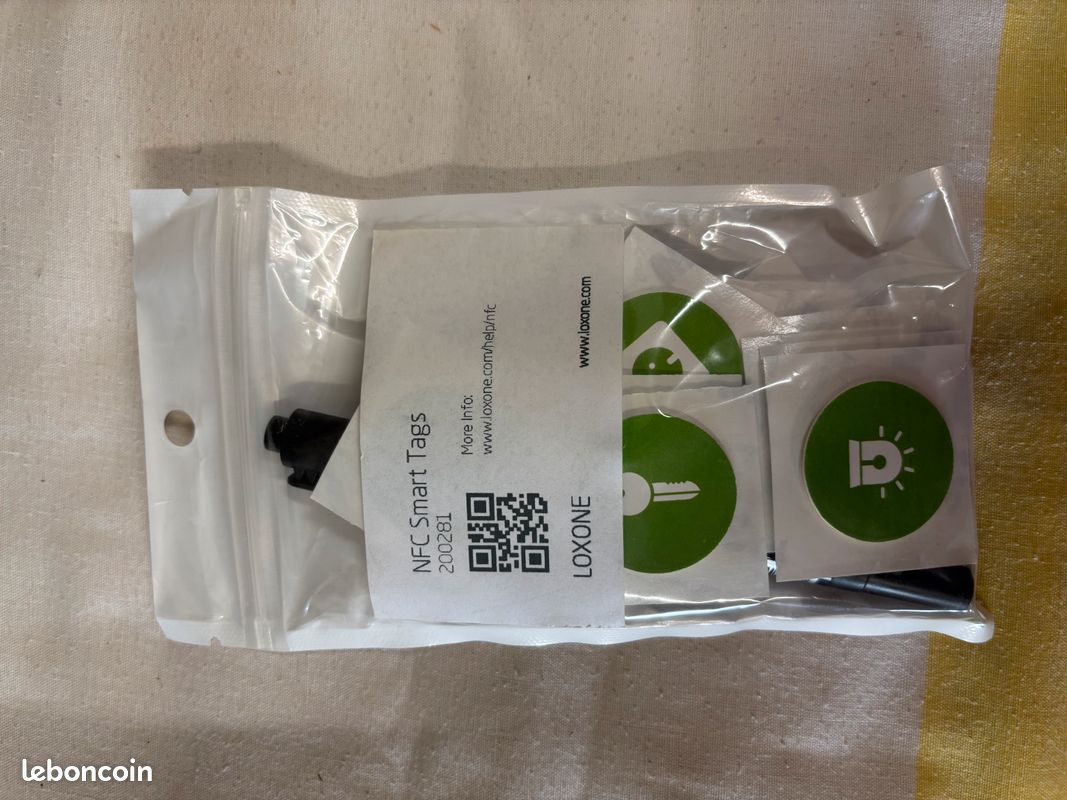 Loxone NFC smart tag (image 1)