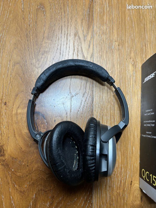 Casque Audio Bose QuietComfort 15 (QC15) - Réduction De Bruit Active, Couleur Argenté, Occasion En Excellent état