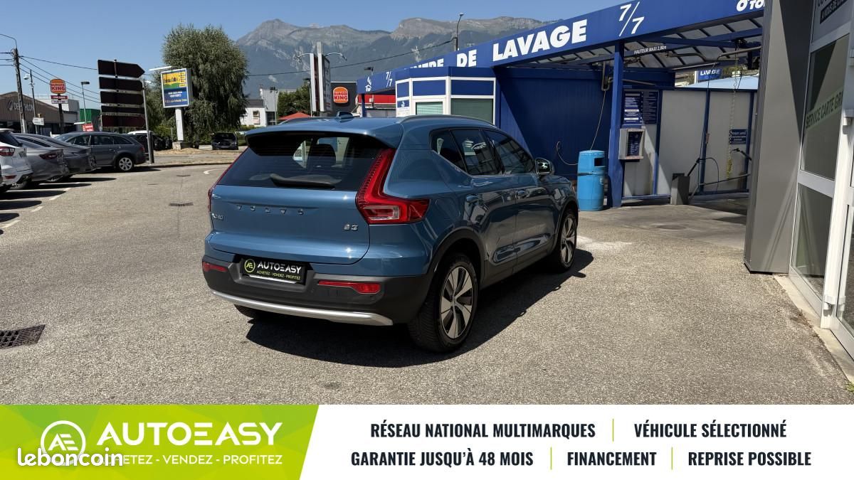 Volvo XC40 XC40 B3 2.0 163 CH PLUS DCT7 (image 8)