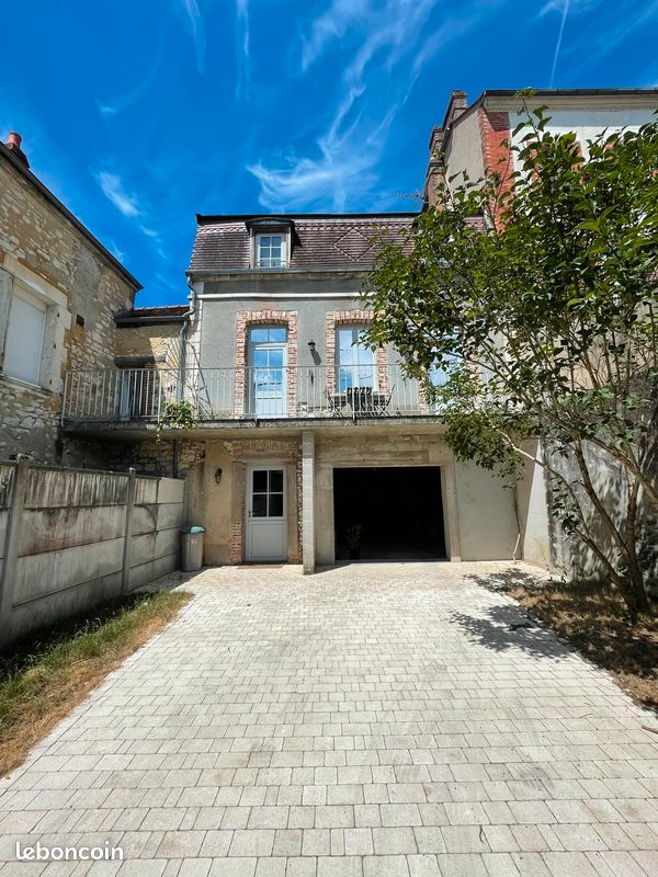 Maison 4 pièces 93 m² · à Saint-Florentin · 93 m² · 140 000 €