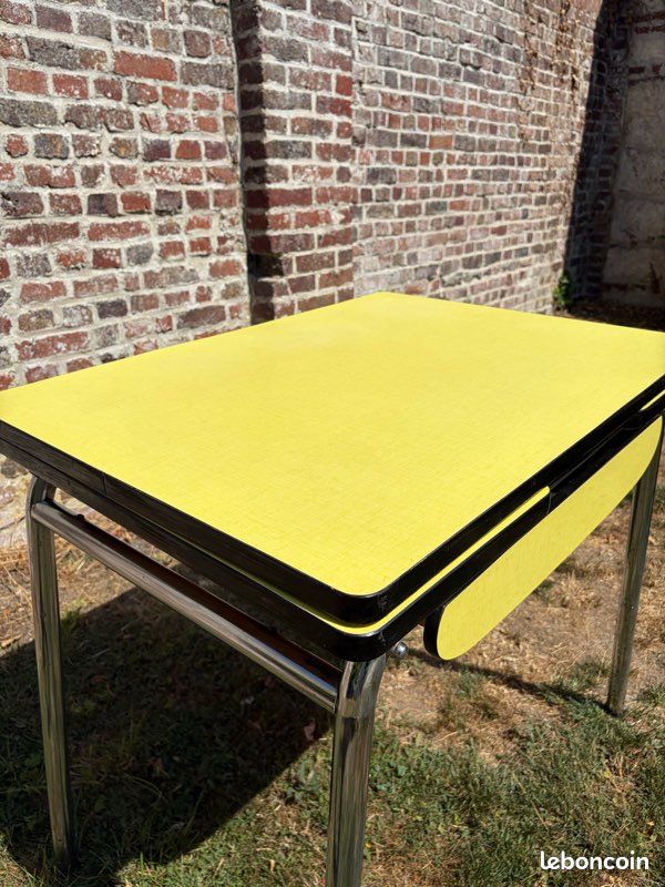 Table en Formica jaune (image 4)