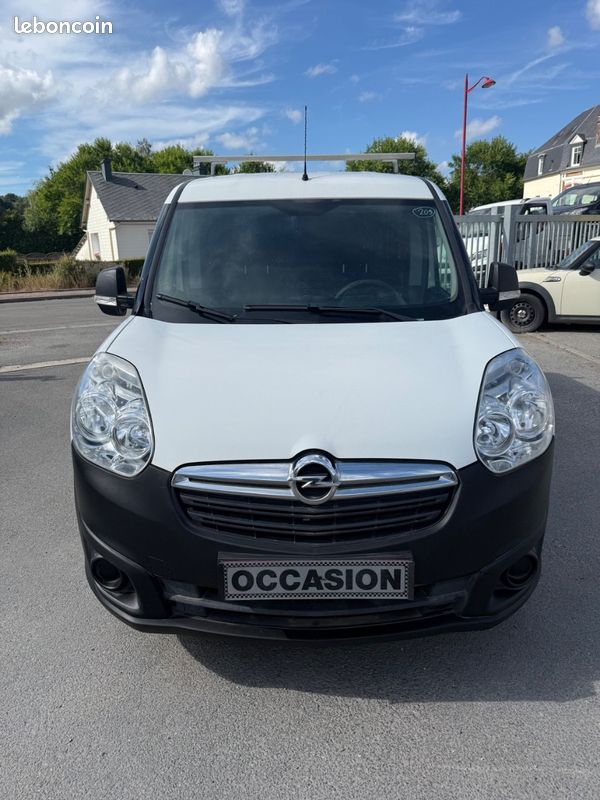 Opel Combo 1.6cdti 90 2eme main vehicule propre (image 2)