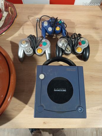 LotNintendoGameCubehsconsolemanette