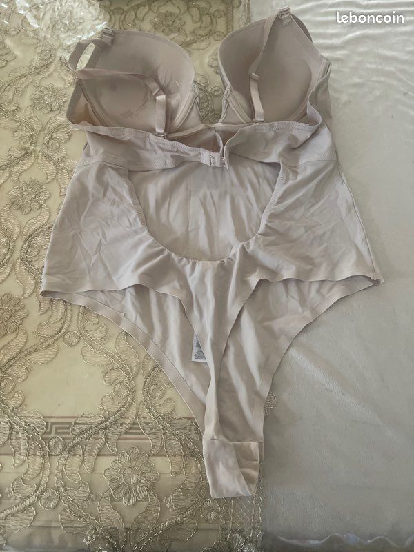 Body pour femme 85 B (image 2)