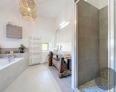 Maison 735 000 € - 161 m²