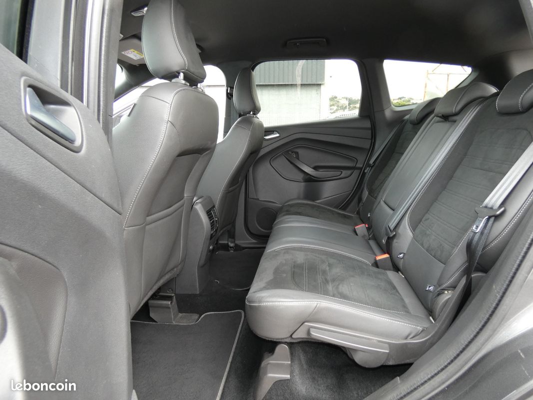 FORD KUGA 1.5 TDCi 120 4x2 Powershift ST-Line (Historique de factures d'entretien dispo) (image 11)