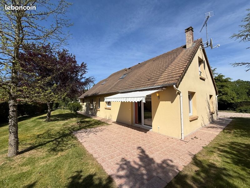 Maison 5 pièces 118 m² · à La Vespière-Friardel · 118 m² · 223 000 €