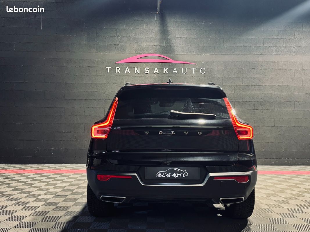 VOLVO XC40 R-Design T5 Recharge 180+82 ch DCT7 (image 8)