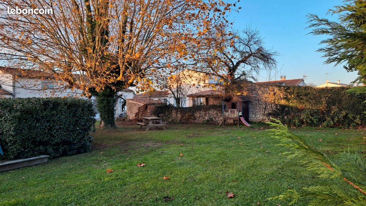 Maison 10 pièces 265 m² · à Nieulle-sur-Seudre · 265 m² · 470 000 €