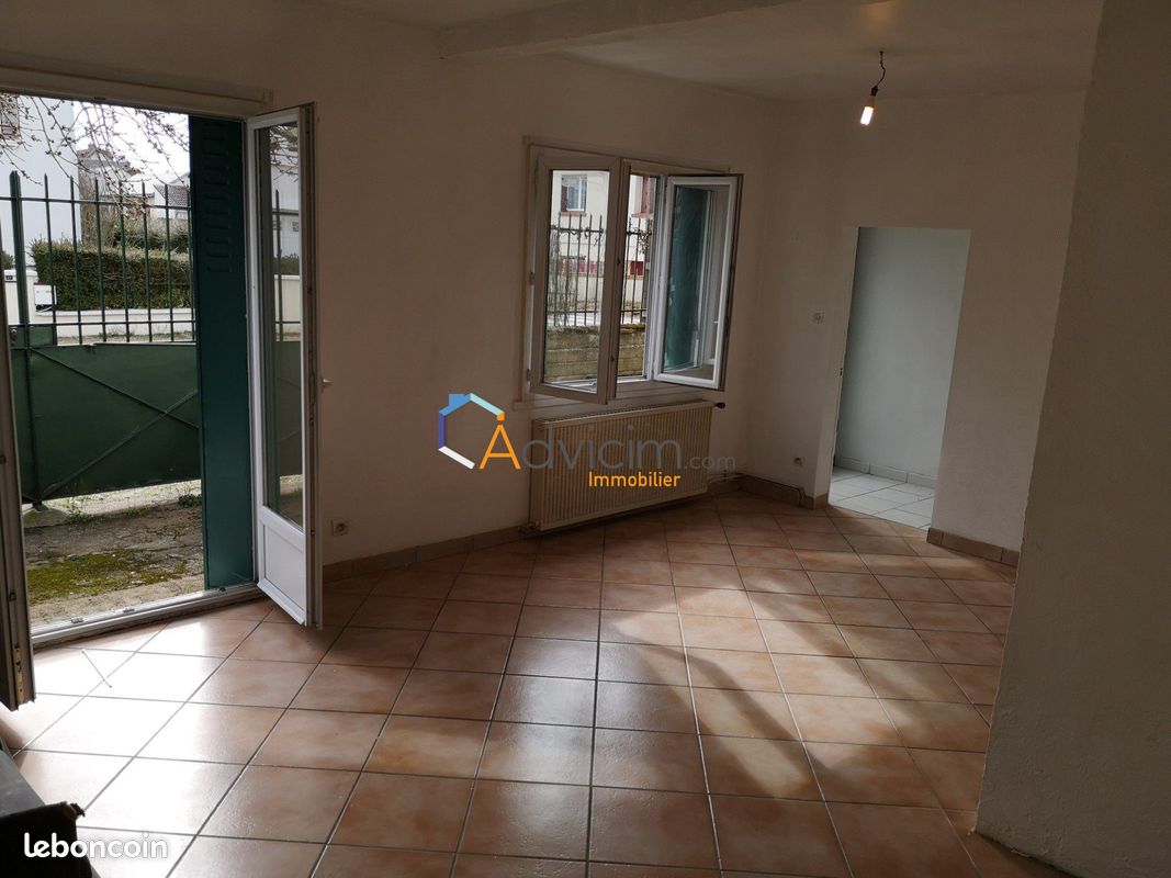 Maison 2 pièces 50 m² · à Fleury-les-Aubrais · 50 m² · 512 €/mois
