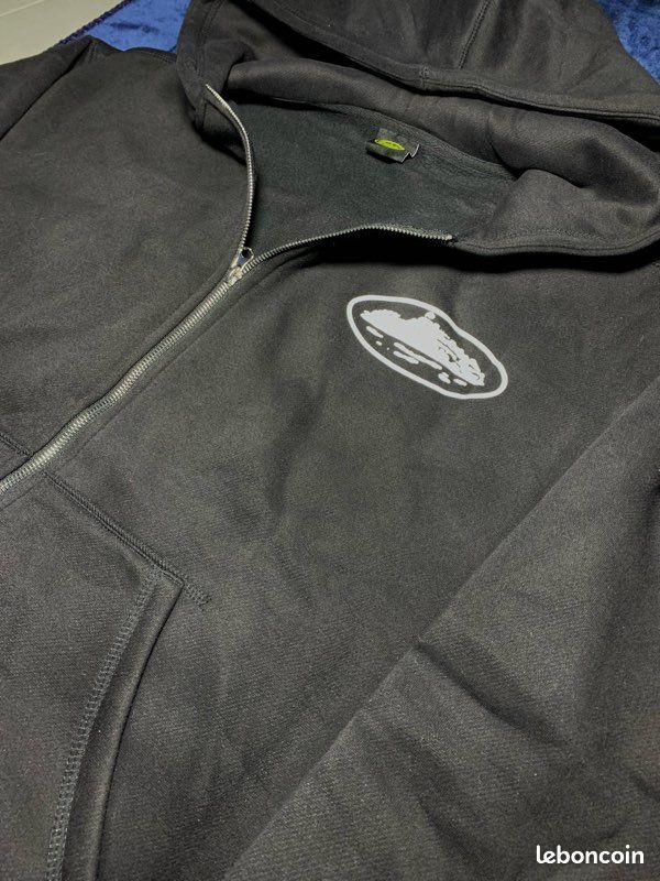 Corteiz Veste Noire Taille M — Clean / Très bon état (image 1)