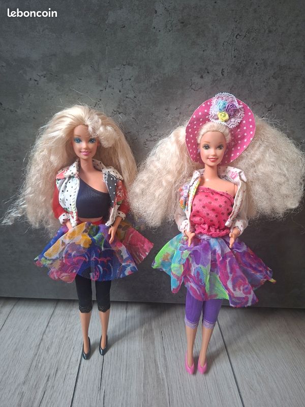 Lot De 2 Barbies Vintage - Occasion (pour Collectionneurs Ou Enfants)