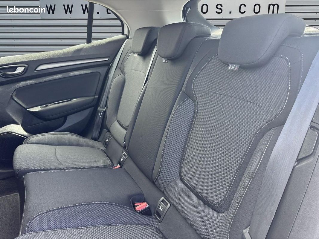 RENAULT MEGANE IV 1.5 Blue dCi 115 BERLINE Evolution PHASE 2 (image 21)