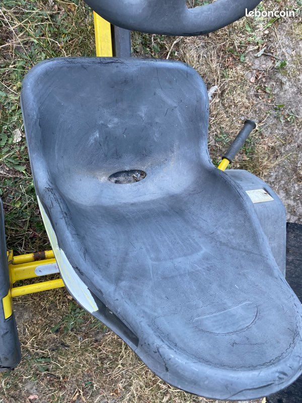 Lot de 2 Karts à pédales BERG grands modèles (À remettre en état / Pneus à réparer) (image 11)
