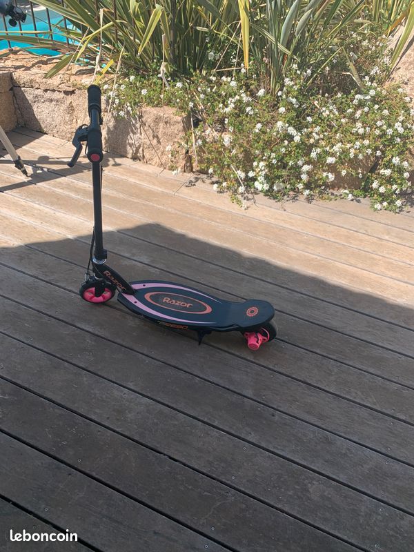 Trottinette électrique enfant (image 4)