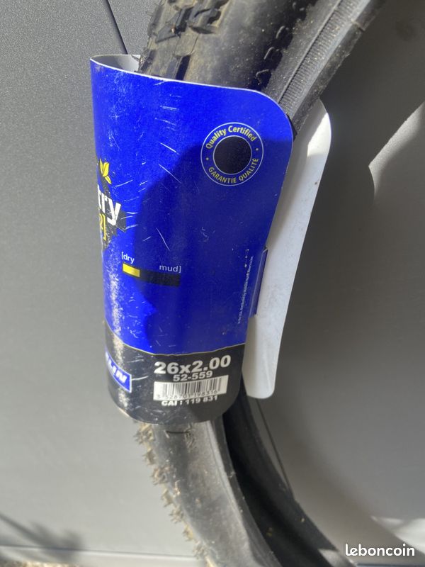 Pneu mixte VTC VTT (image 3)