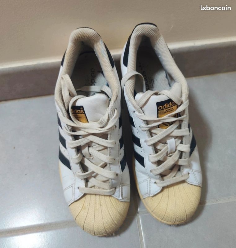 adidas gazelle silver green womens Adidas Superstar blanches et noires