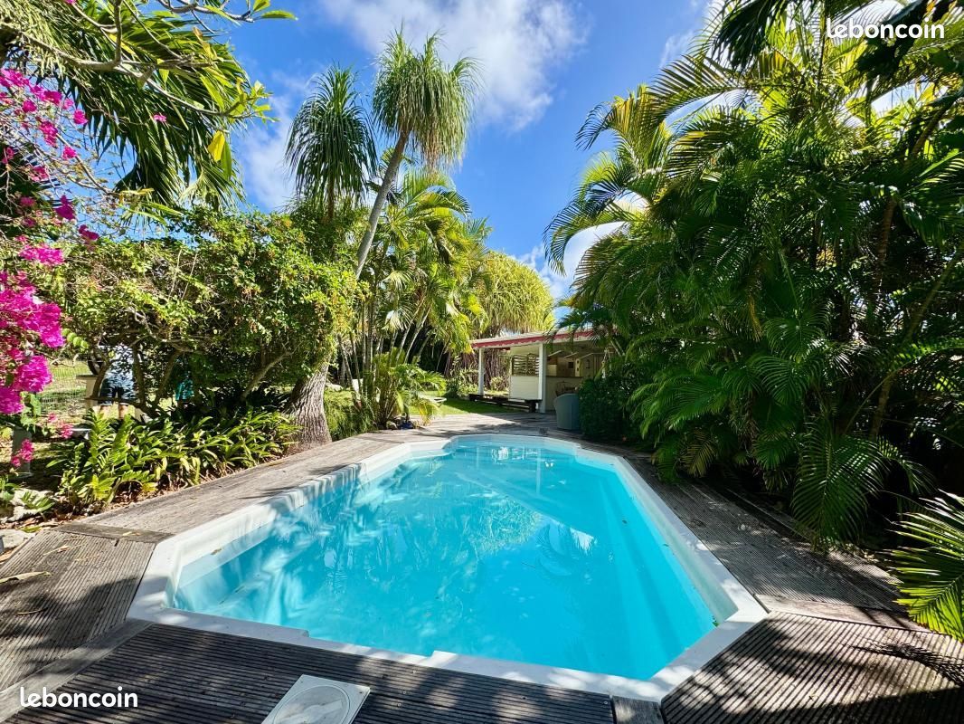 Maison 3 pièces 76 m² · à Saint-François · 76 m² · 370 000 €