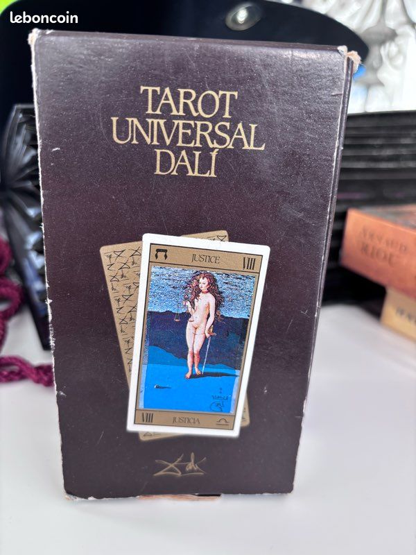 Tarot Universal Dali (image 1)