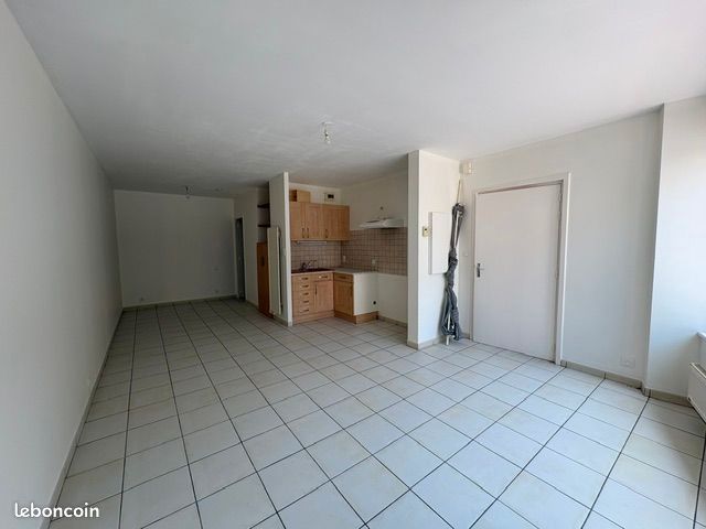 Appartement 1 pièce 30 m² · à Conques-en-Rouergue · 30 m² · 299 €