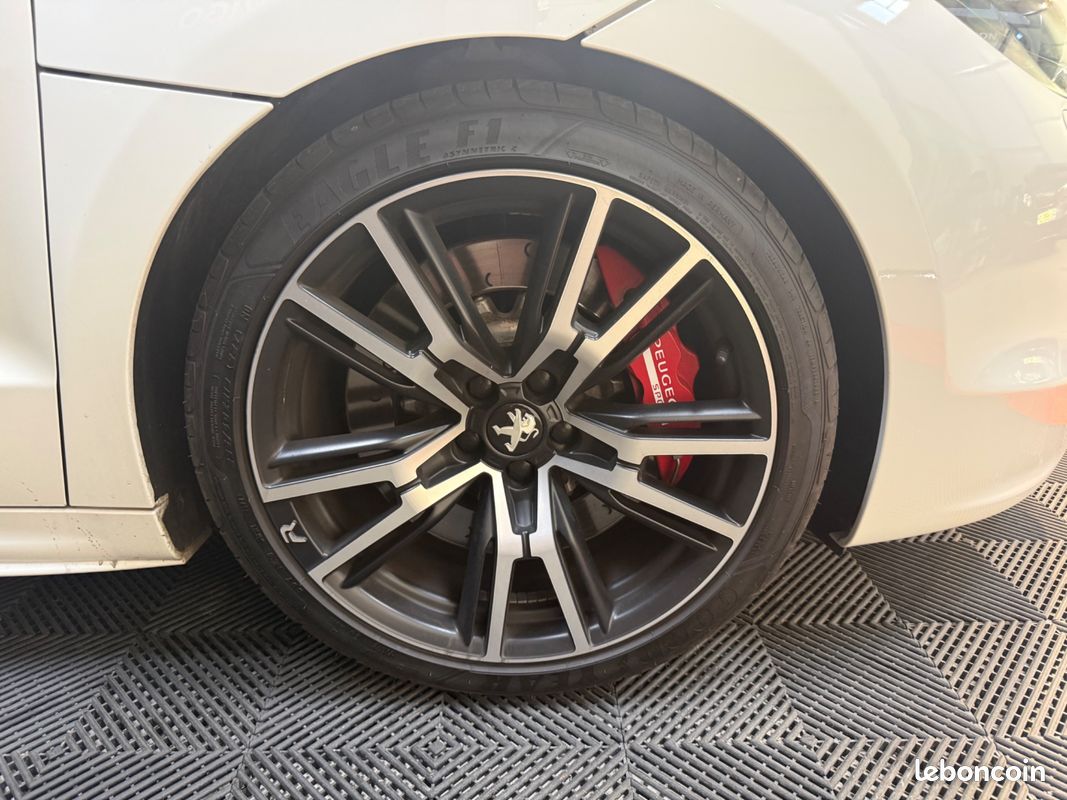 PEUGEOT RCZ R 1.6 THP 270CH / GARANTIE 12 MOIS EDITION LIMITÉe (image 12)