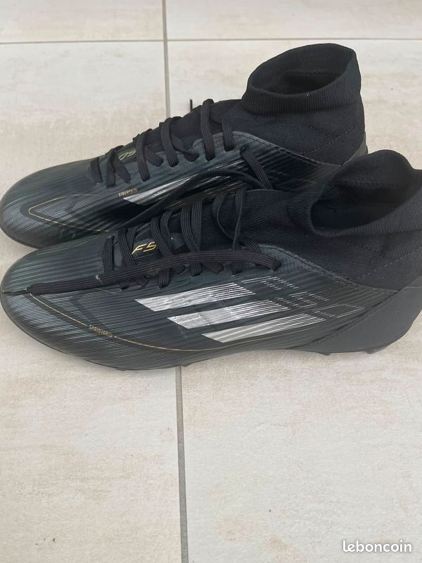 Crampons football (image 3)