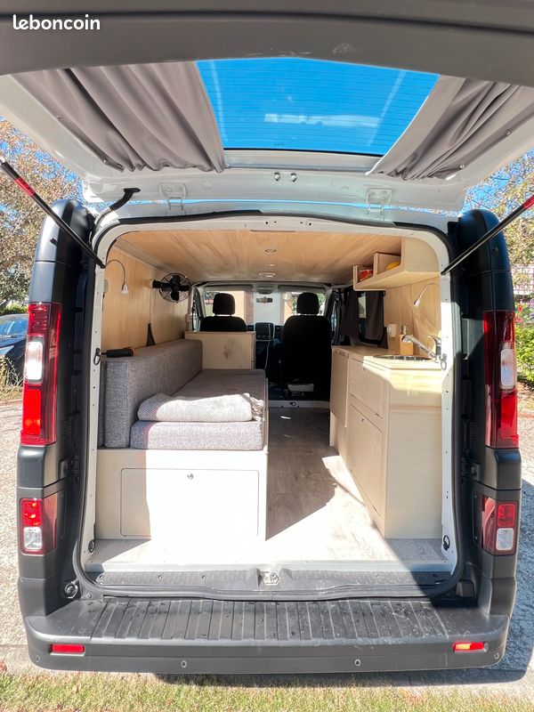 Van aménagé Renault Trafic 2021 (image 8)