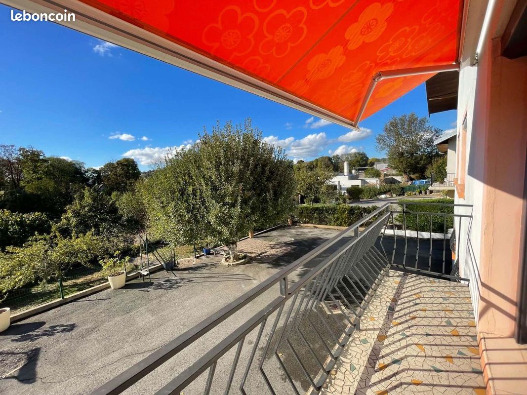 Maison 5 pièces 141 m² · à Besançon · 141 m² · 320 000 €