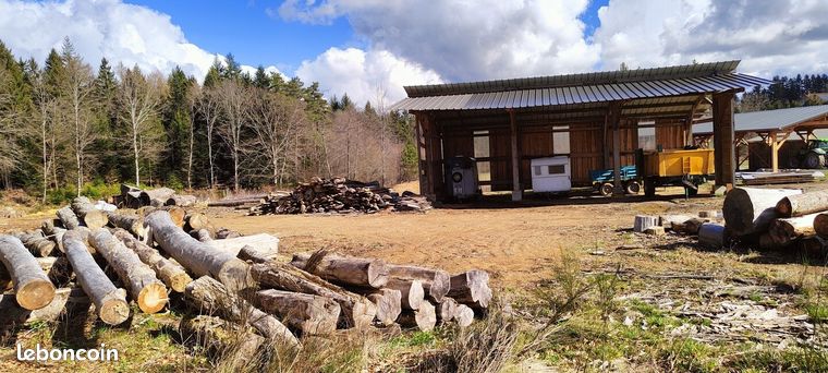 Terrain 3 200 m² Chirac Bellevue