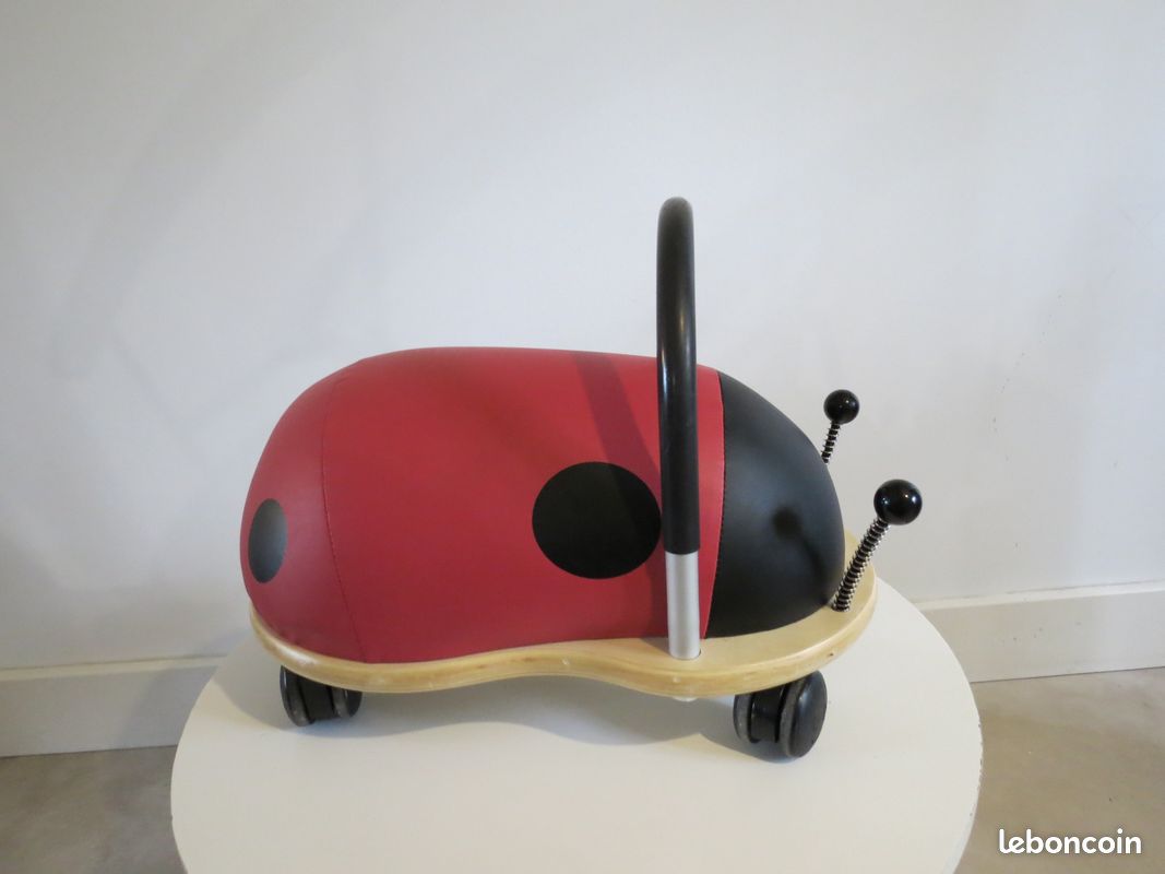 Trotteur/porteur wheely bug coccinelle Jeux Jouets