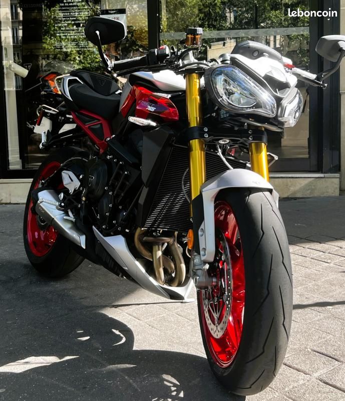 Triumph STREET TRIPLE 765 RX (image 2)