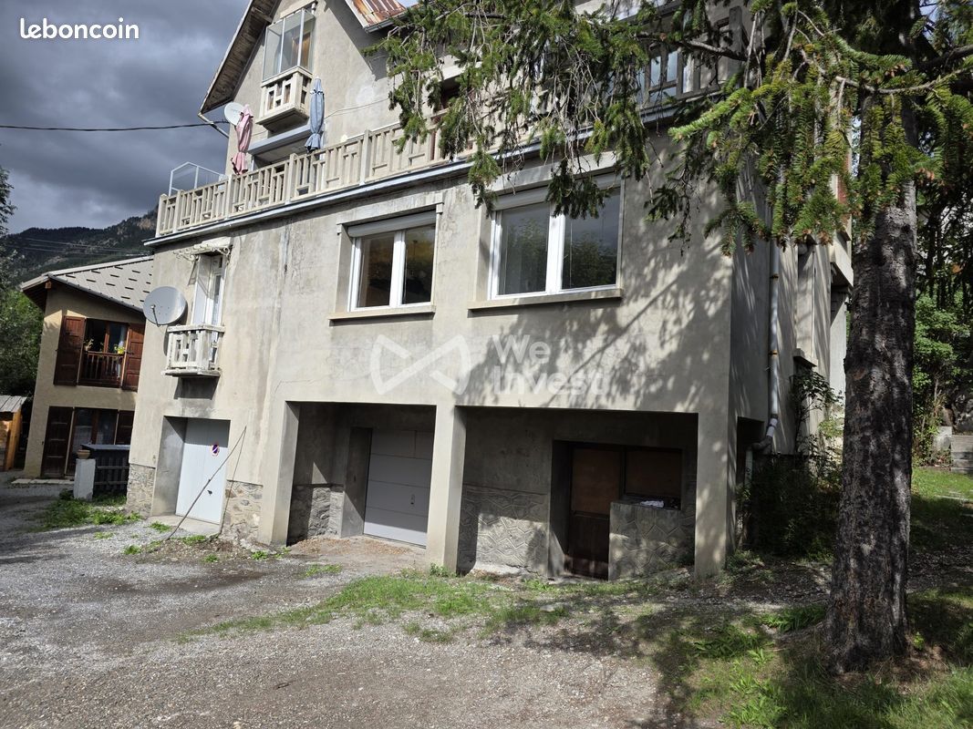 Appartement 7 pièces 130 m² · à Briançon · 130 m² · 262 500 €