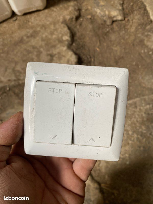 Interrupteur volets (image 1)