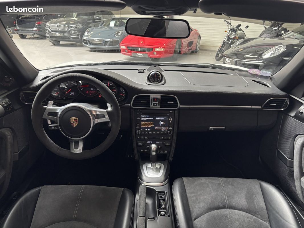 Porsche 911 (6) Carrera GTS Cabriolet (image 5)